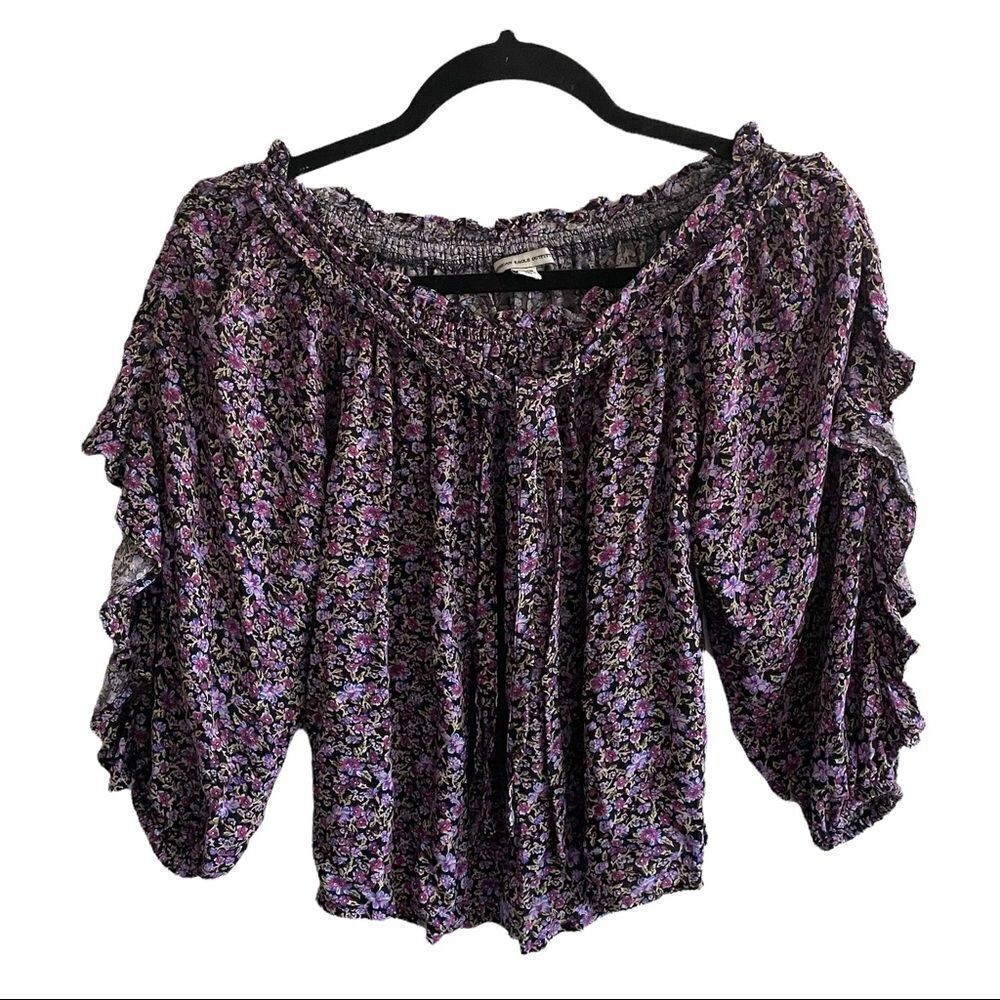 AEO Boho Floral Print Popover Cropped Blouse Ruffle Sleeves Black Purple S